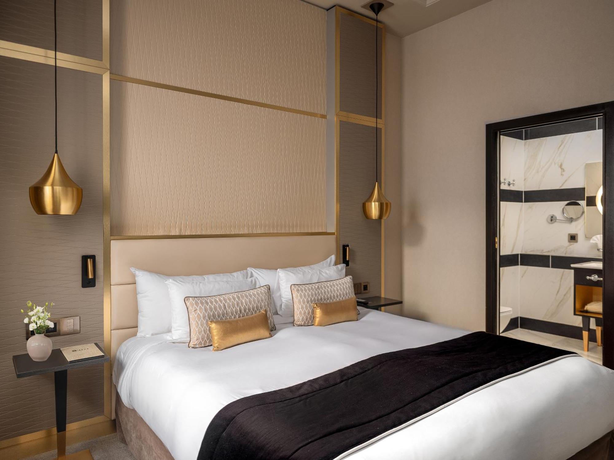 Hotel Niepce Paris, Curio Collection By Hilton Exterior foto