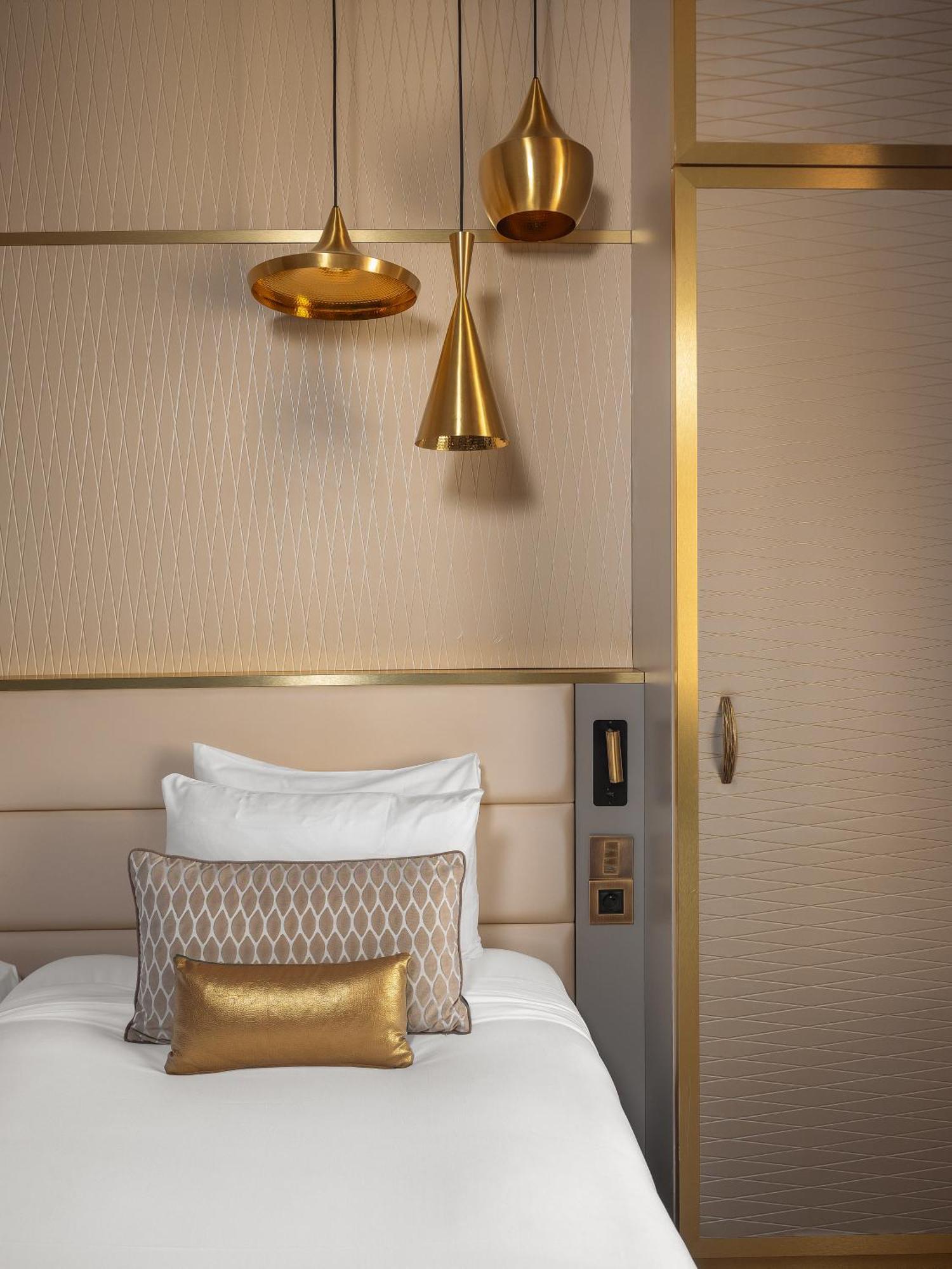Hotel Niepce Paris, Curio Collection By Hilton Exterior foto