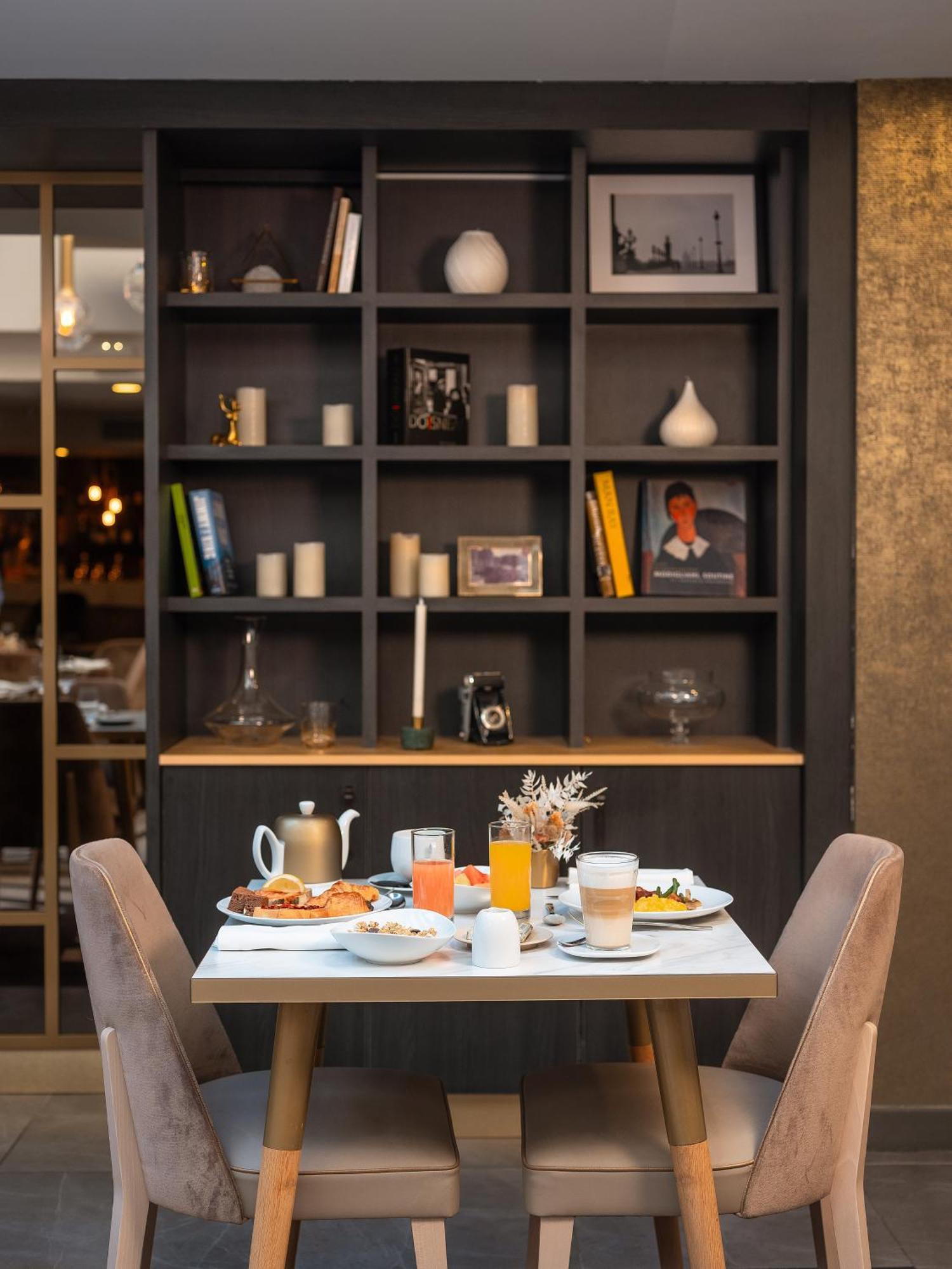 Hotel Niepce Paris, Curio Collection By Hilton Exterior foto