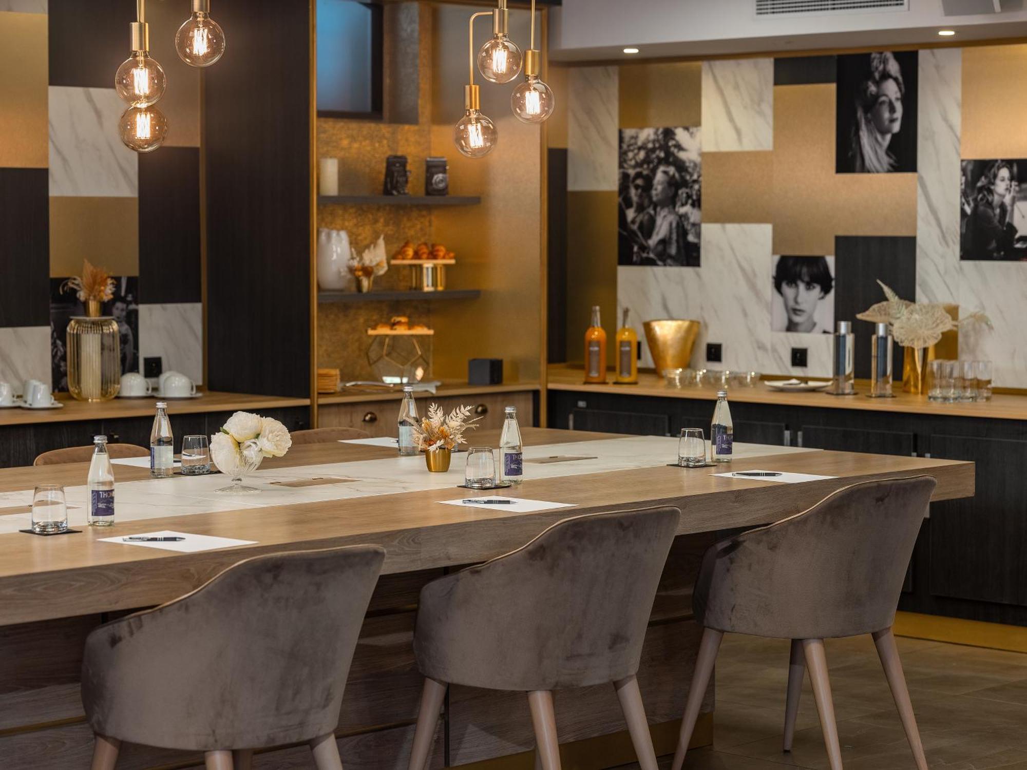 Hotel Niepce Paris, Curio Collection By Hilton Exterior foto